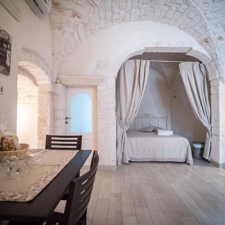 La Nicchia Di Paola Lejlighed Ostuni Eksteriør billede
