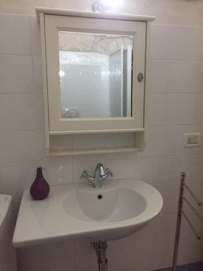 La Nicchia Di Paola Lejlighed Ostuni Eksteriør billede