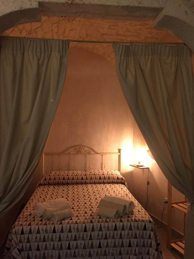 La Nicchia Di Paola Lejlighed Ostuni Eksteriør billede